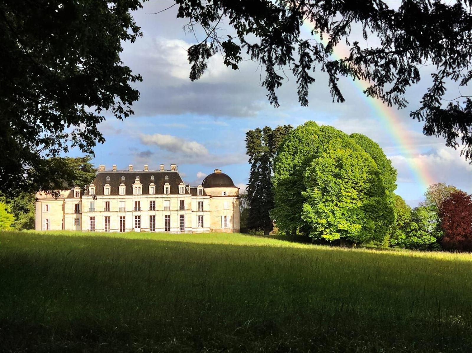 Pavillon Des Ecureuils Au Chateau Royal De Benays Benais Exteriör bild